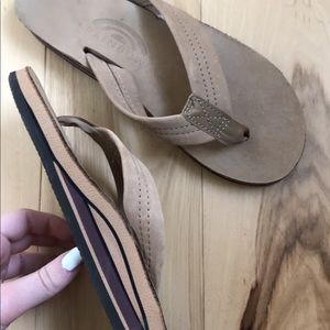 women’s rainbow flip flops